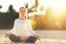 A Beginner’s Guide To Mindful Meditation